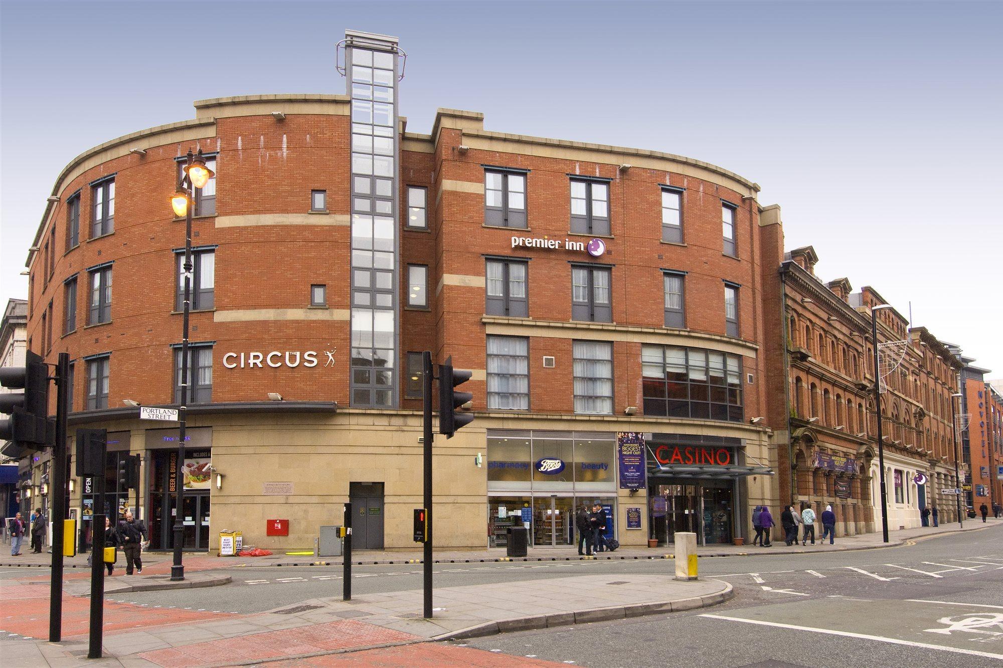 Premier Inn Manchester City Centre Exterior foto